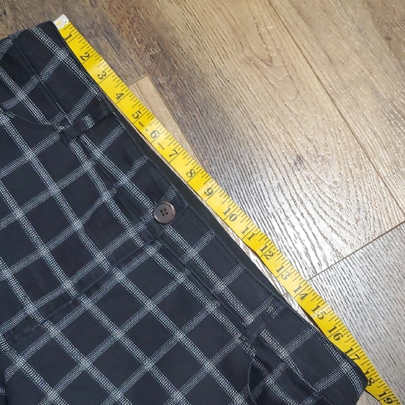 Ryan Wylde Black and Gray Check Tailored Stretch Trousers - Picture 6 of 10